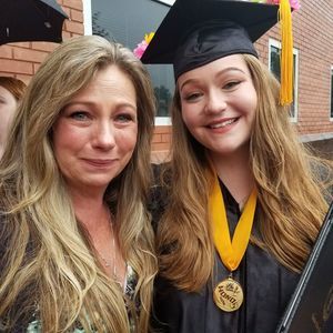 Meet your Posher, Denise